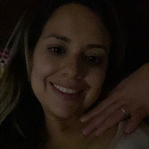 Meet your Posher, Yvette